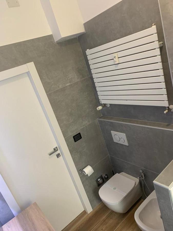Nibu Appartamenti - Appartamento Centrale Comodo A Tutto, Anche A Villa Chiara Casalecchio Di Reno Exterior photo